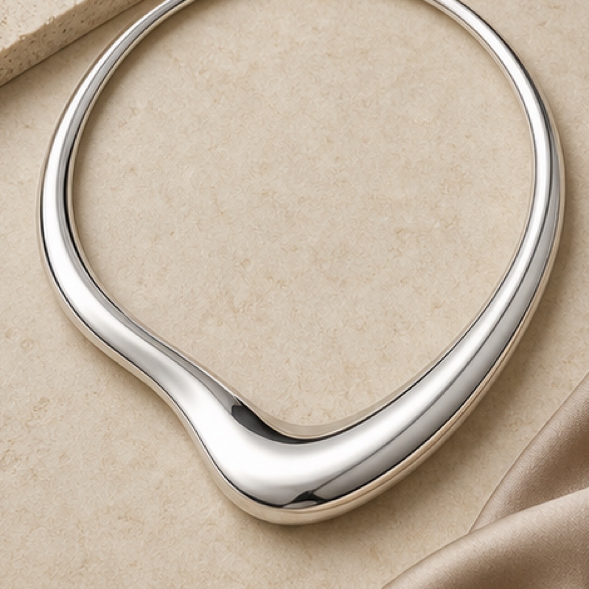 Close detail of the Sculpted Collar Necklace